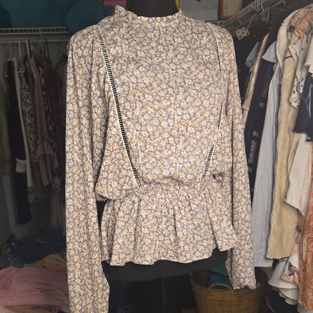 Sienna Sky Floral Long Sleeve Blouse - Cream and Blue